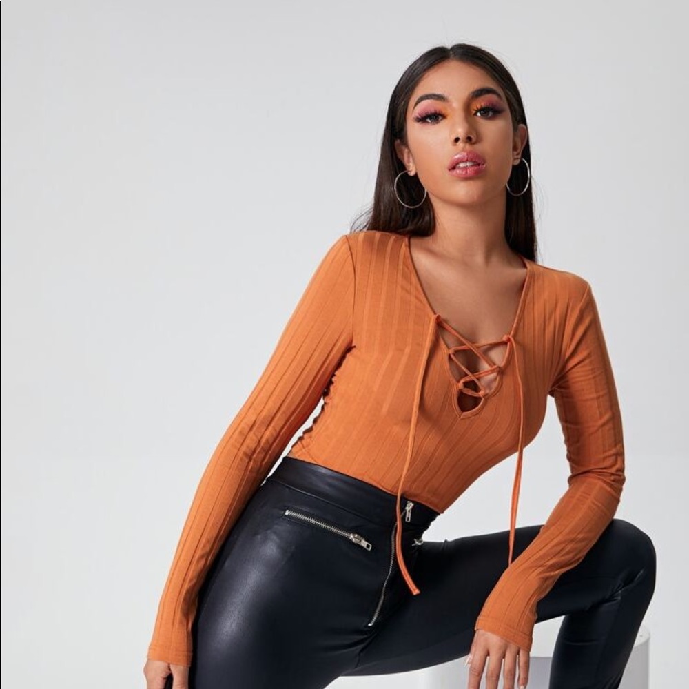SHEIN Lace-up top